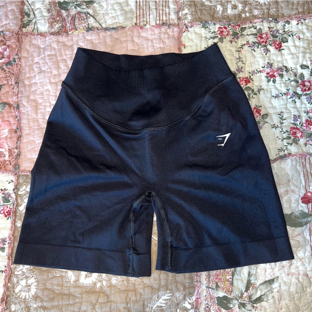 GYMSHARK BIKER SHORT